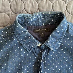 Banana Republic Navy Diamond Print Shirt